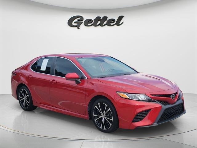 Certified Used 2020 SUPERSONIC RED Toyota  image 3