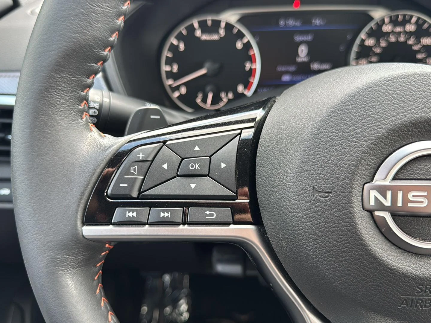 Used 2023 Deep Blue Pearl Nissan 2.5 SR image 29