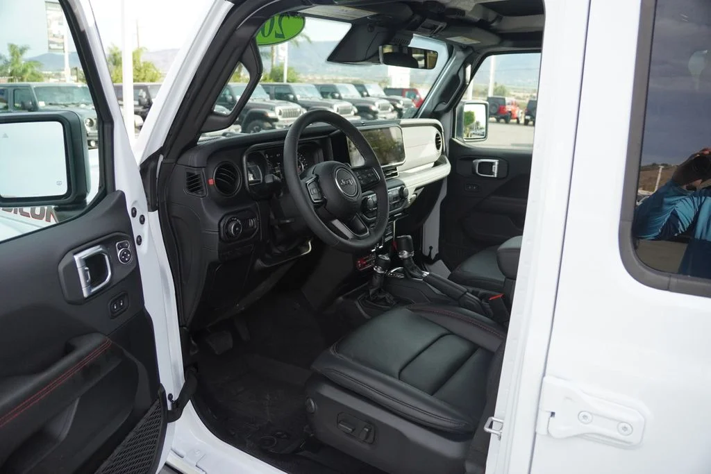 Used 2026 White Jeep Rubicon X image 28