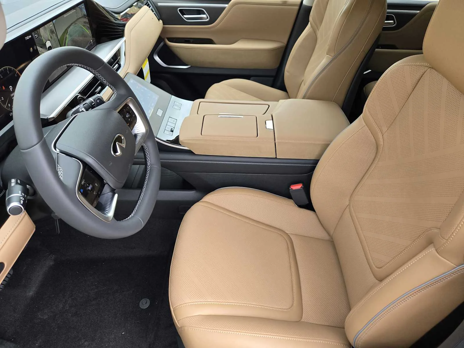 New 2026 BLACK OBSIDIAN INFINITI Luxe 2WD image 8