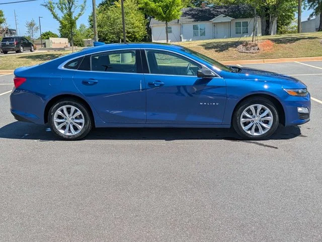 Used 2023 Blue Chevrolet LT image 3