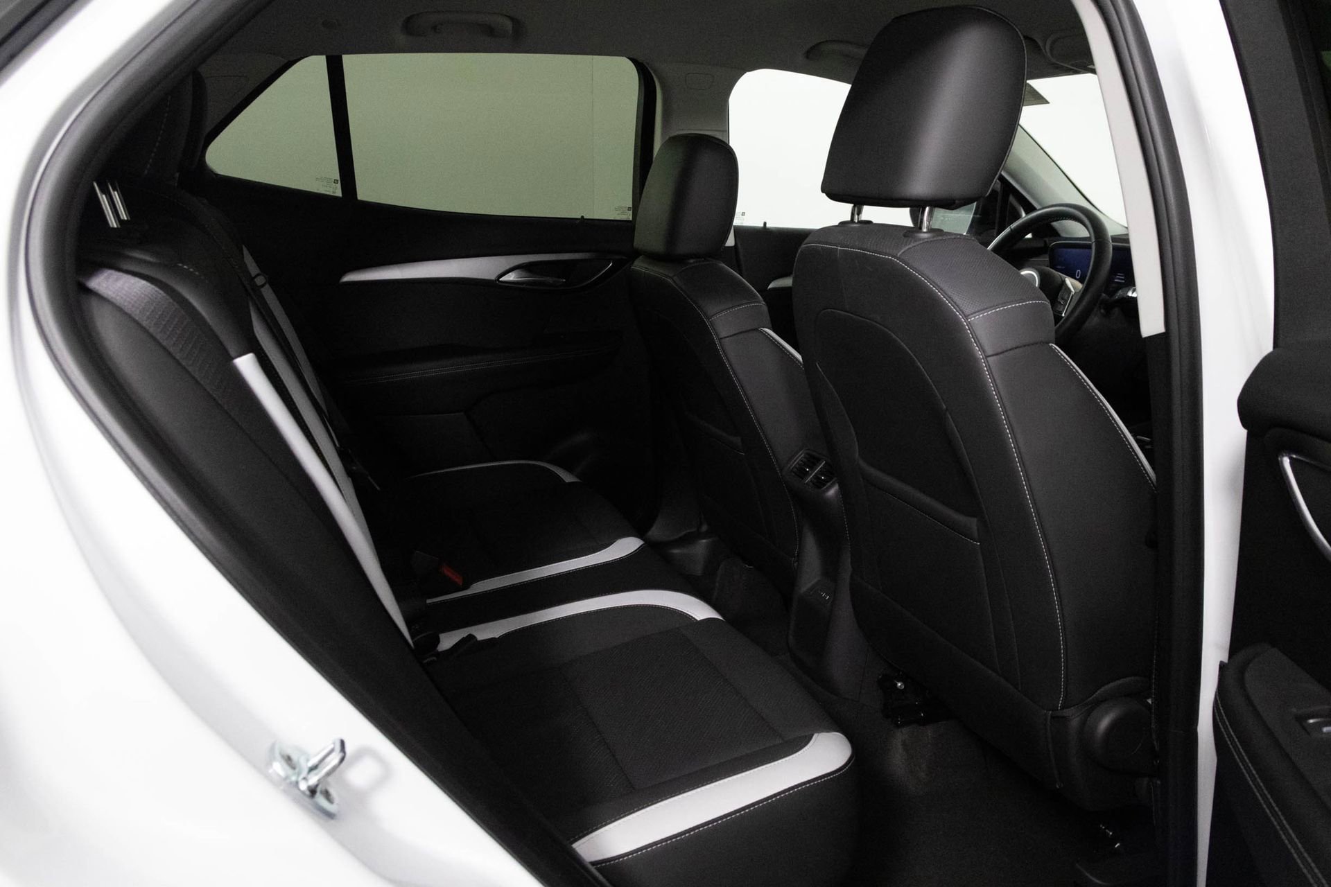 2025 BUICK ENVISION - Image 34