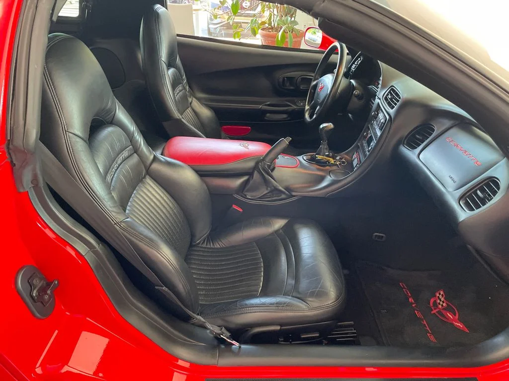 Used 2000 Torch Red Chevrolet Base image 21