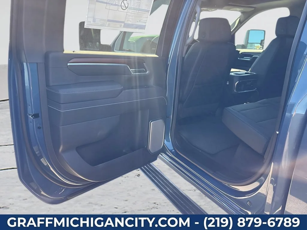 2026 GMC Sierra 2500HD Denali - Photo 10