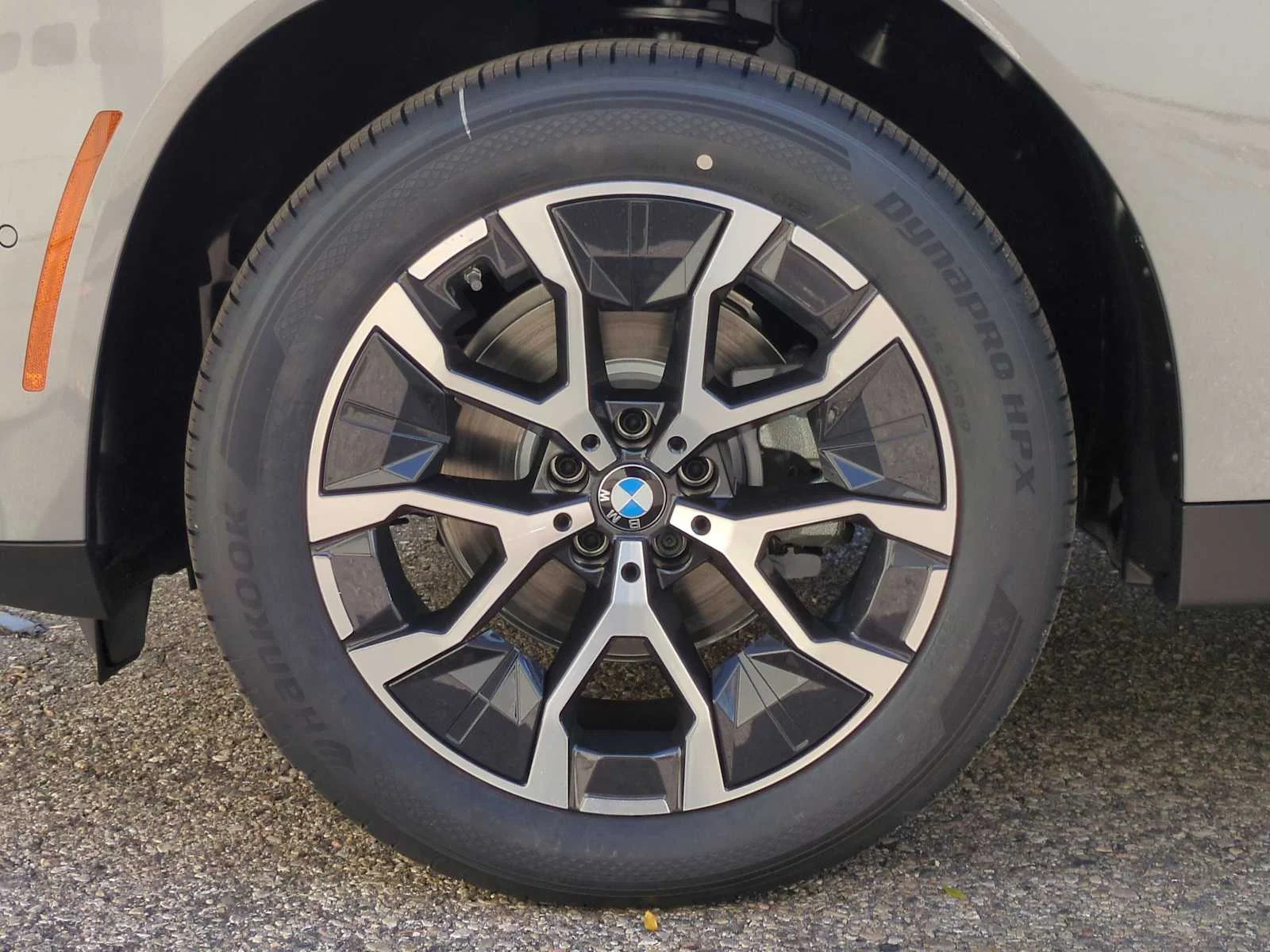New 2026 Skyscraper Grey Metallic BMW 30 xDrive image 14
