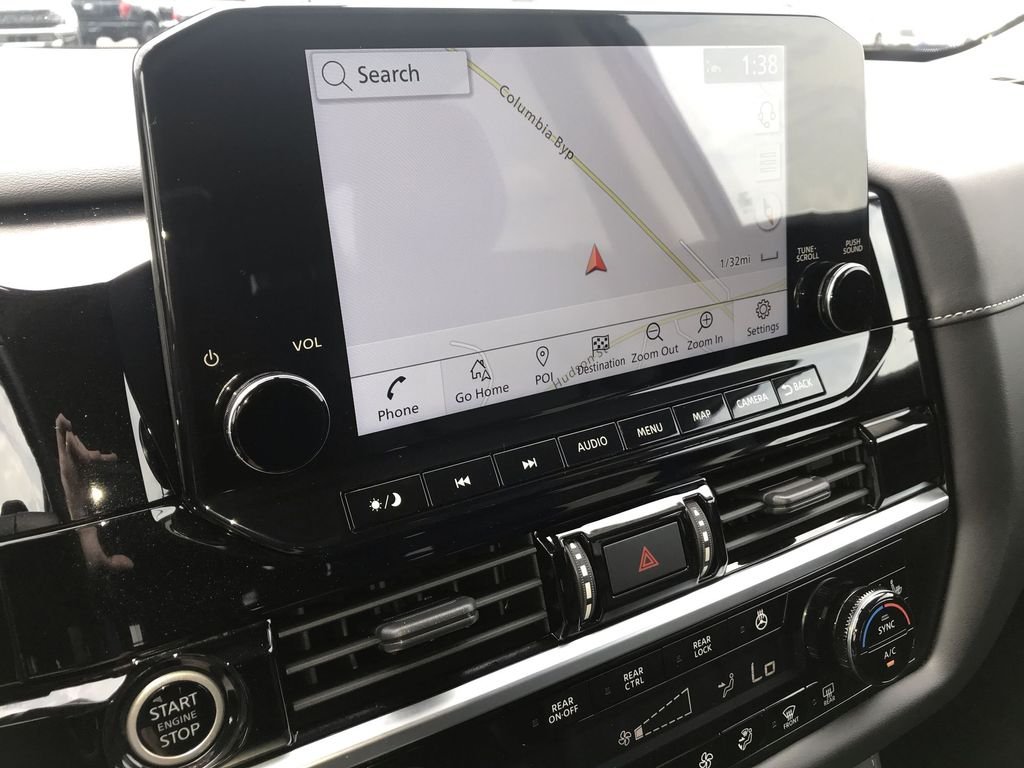 Used 2023 Blue Nissan SL image 18