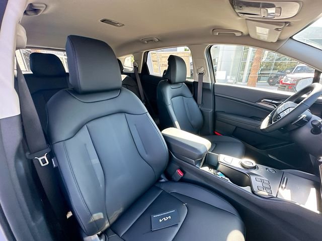 New 2026 Wolf Gray Kia EX image 27
