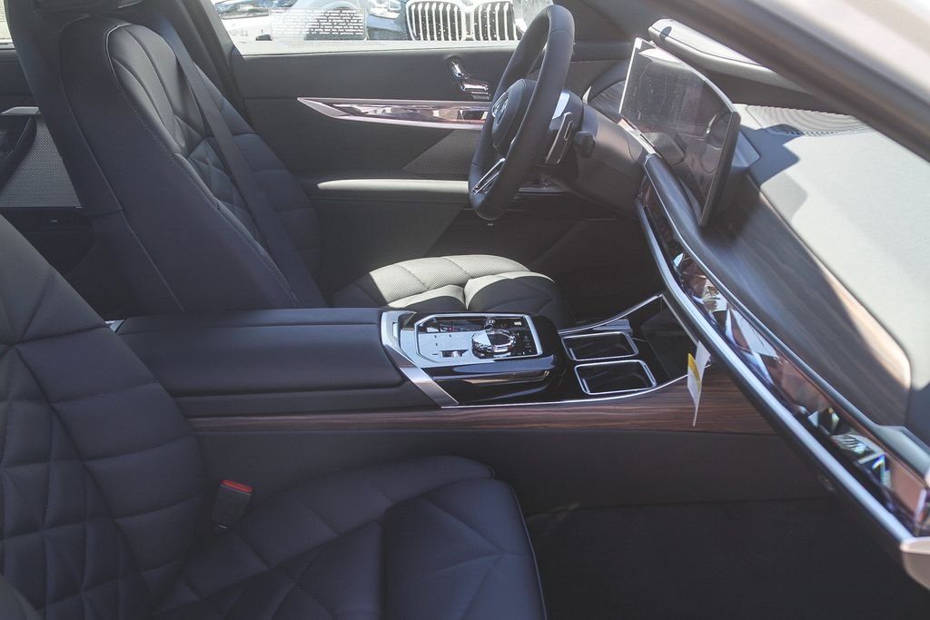 New 2026 Alpine White BMW 740i image 12