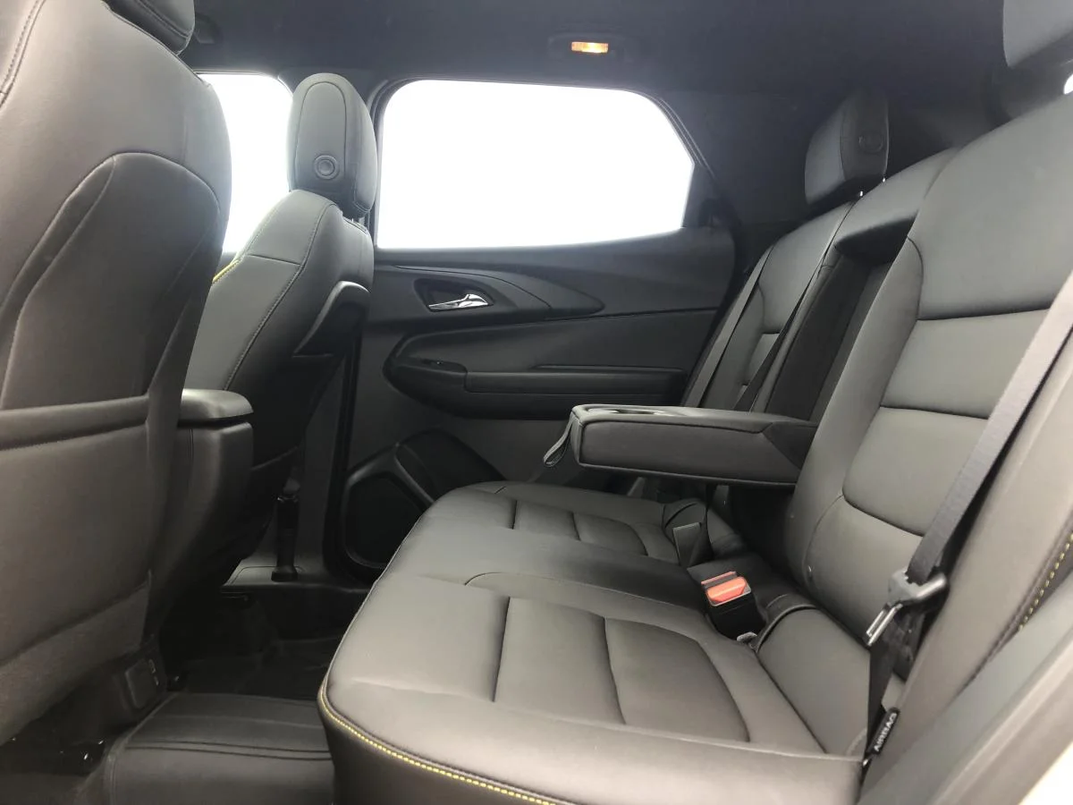 New 2026 White Chevrolet Awd 4dr Activ image 11