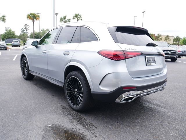 New 2026 Cirrus Silver Metallic Mercedes-Benz GLC 300 image 28