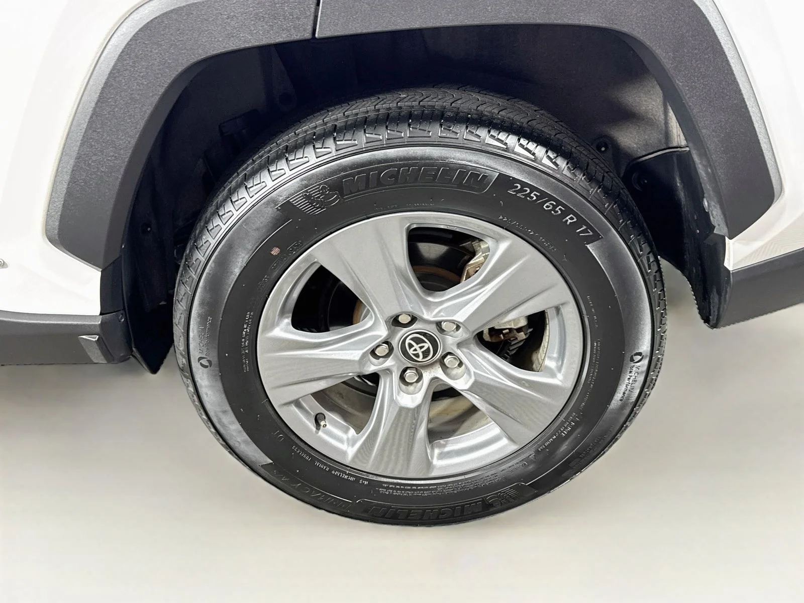 Certified Used 2025 White Toyota XLE image 25