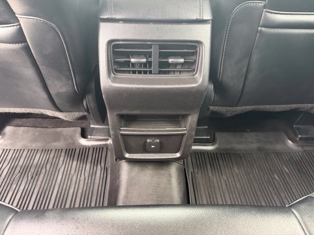 Used 2018 Oxford White Ford SEL image 27