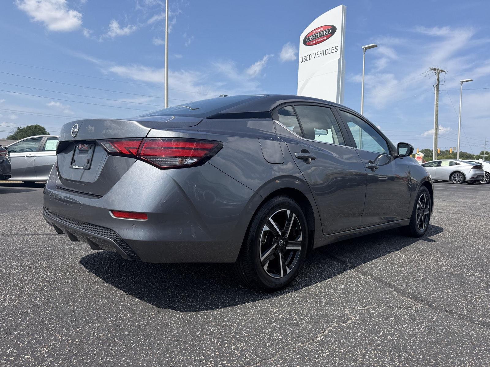 Used 2025 Gun Metallic Nissan SV image 5