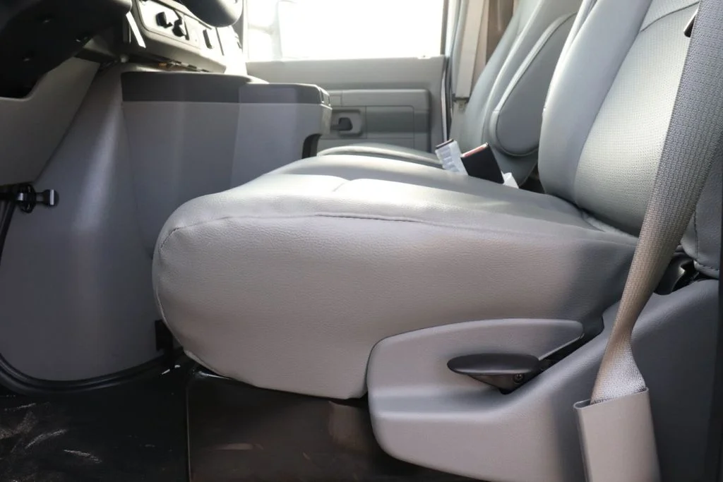 New 2027 White Ford Base Box Van image 27