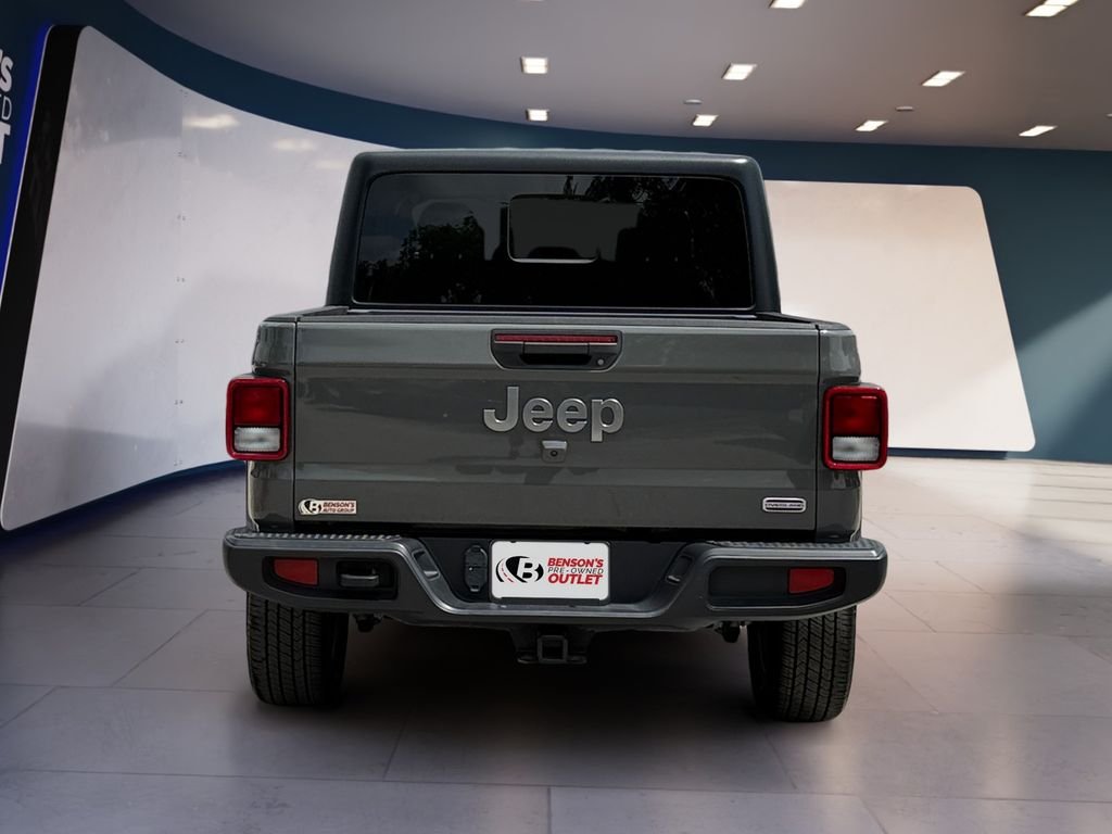 Used 2021 Gray Jeep Overland image 4