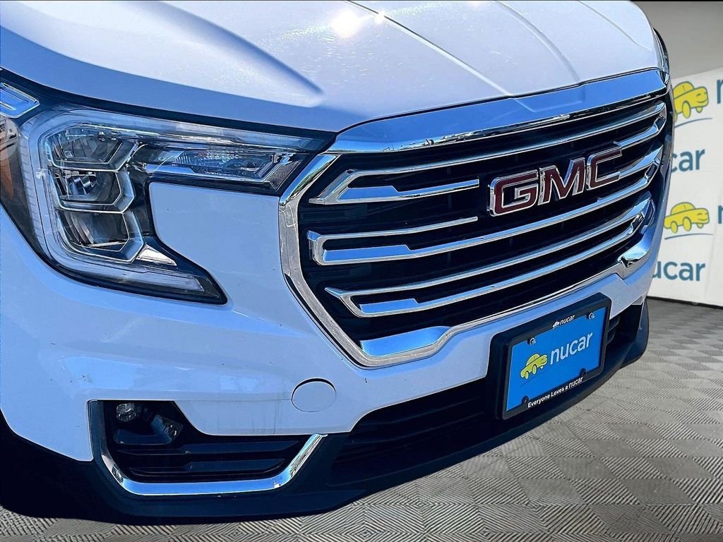Used 2024 White GMC SLT image 33