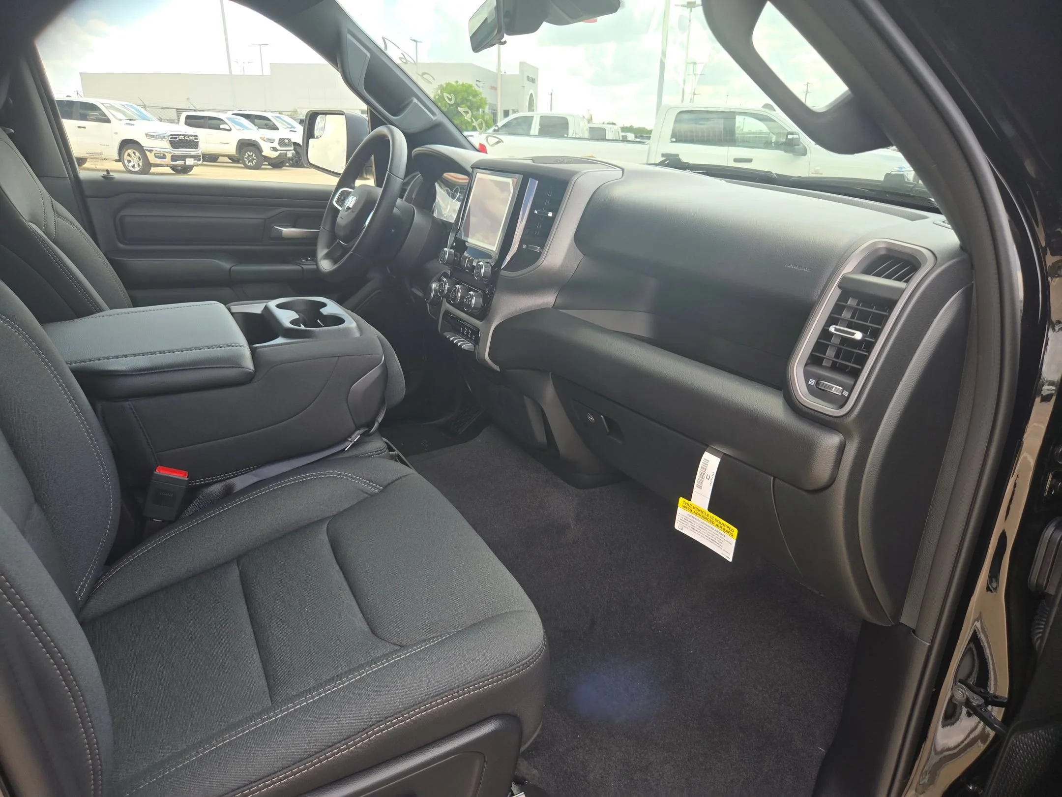 New 2026 Diamond Black Crystal Pearl-Coat Exterior Paint RAM Express image 22