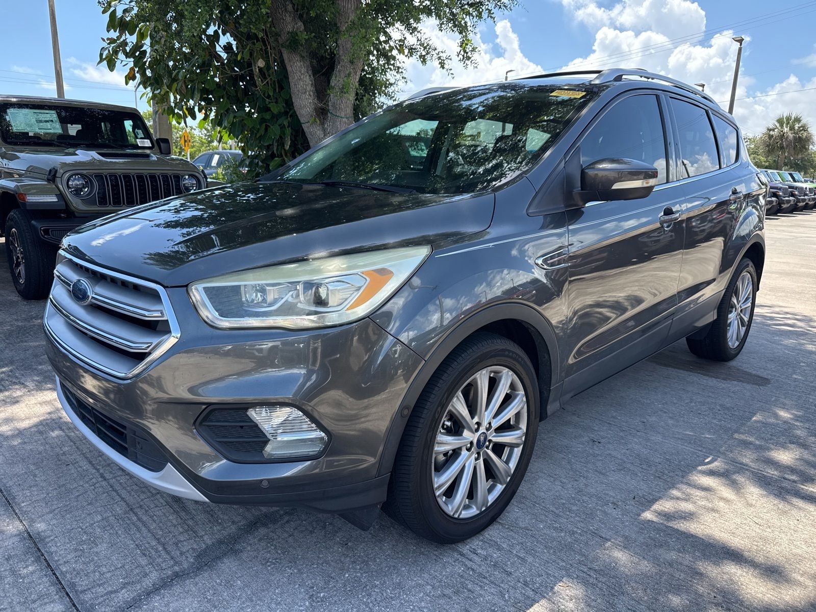 2017 Ford Escape Titanium's photo