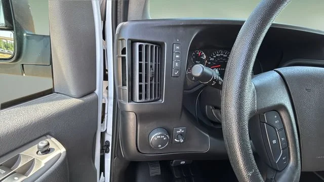 Used 2024 Summit White Chevrolet WT image 21