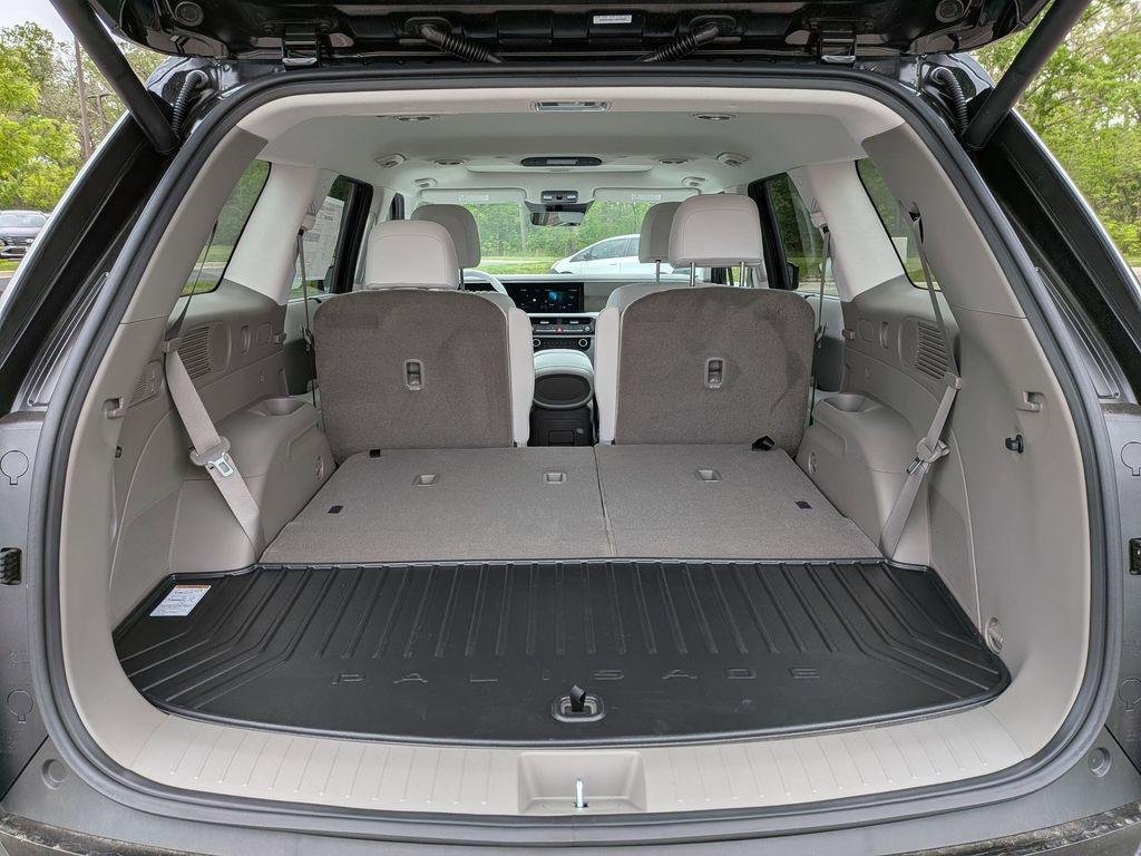 New 2026 Black Hyundai SEL Premium 7P image 29