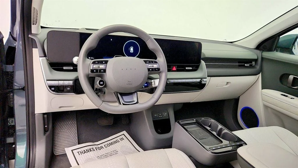 Used 2025 Digital Teal Hyundai Limited AWD image 13