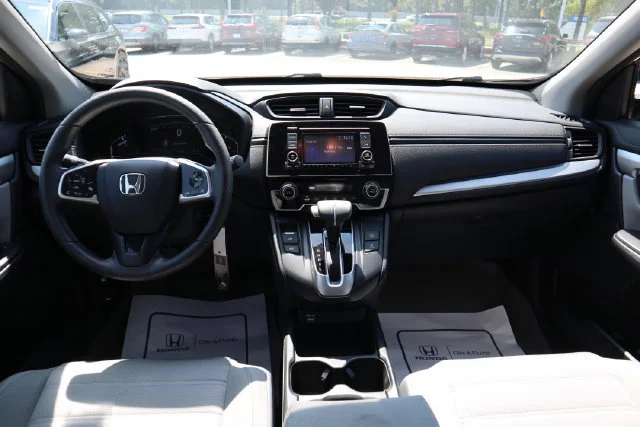 Used 2020 Lunar Silver Metallic Honda LX image 23