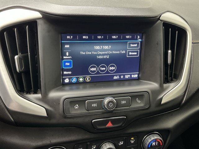 Used 2018 Summit White GMC SLE image 18