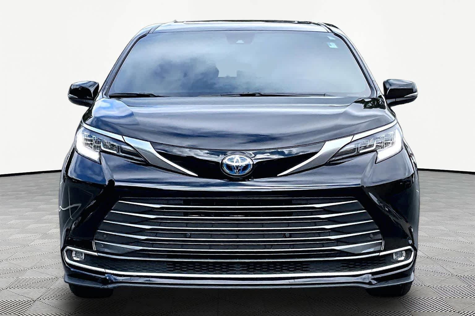 Certified Used 2025 Midnight Black Metallic Toyota Limited image 4