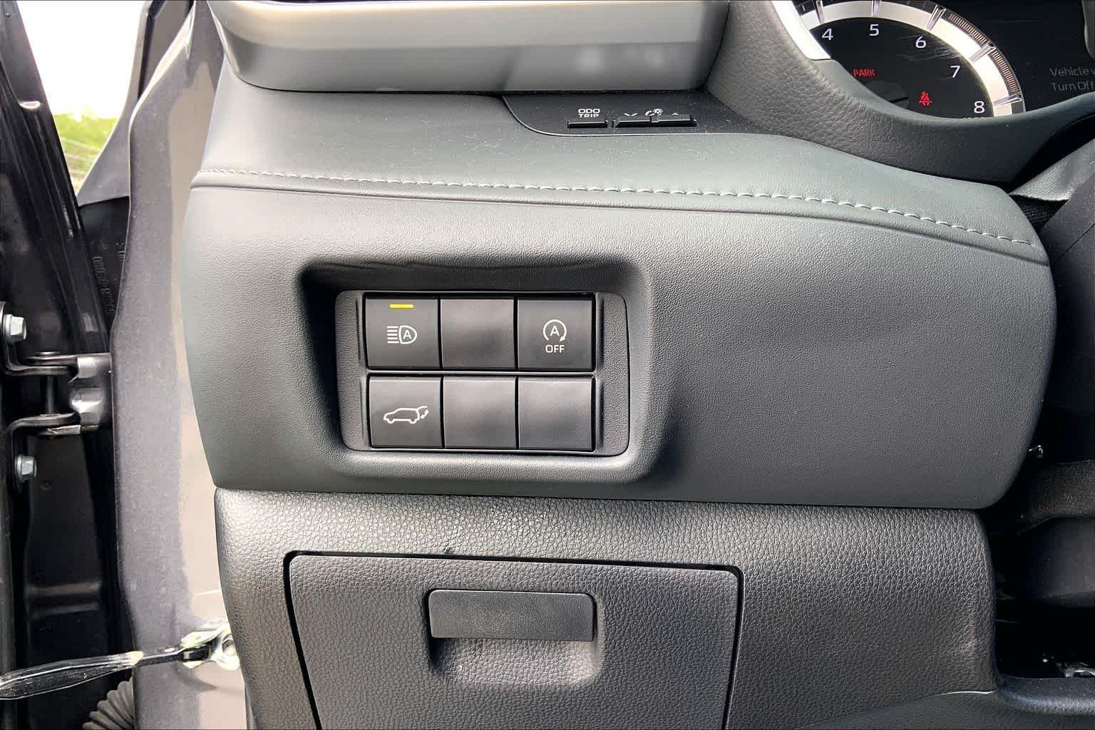 Used 2025 Magnetic Gray Metallic Toyota XLE image 33