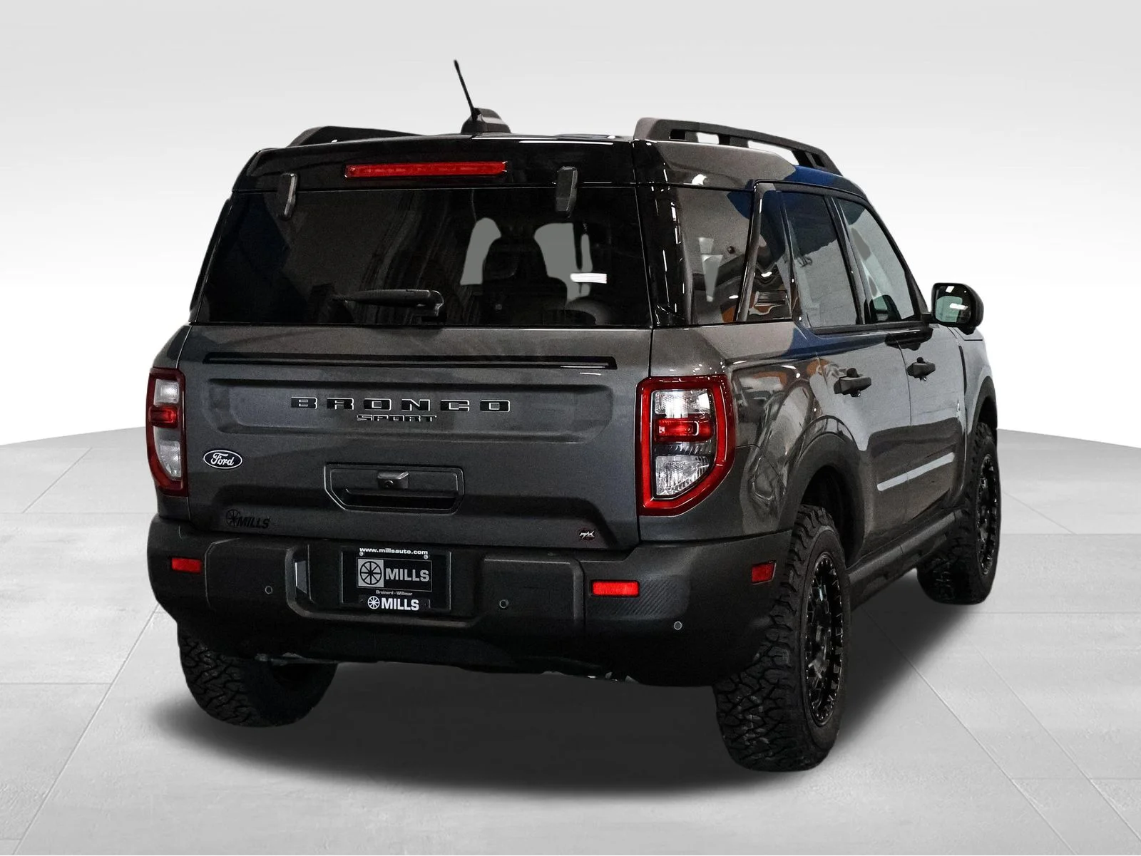 New 2026 Carbonized Gray Metallic Ford Outer Banks® image 7