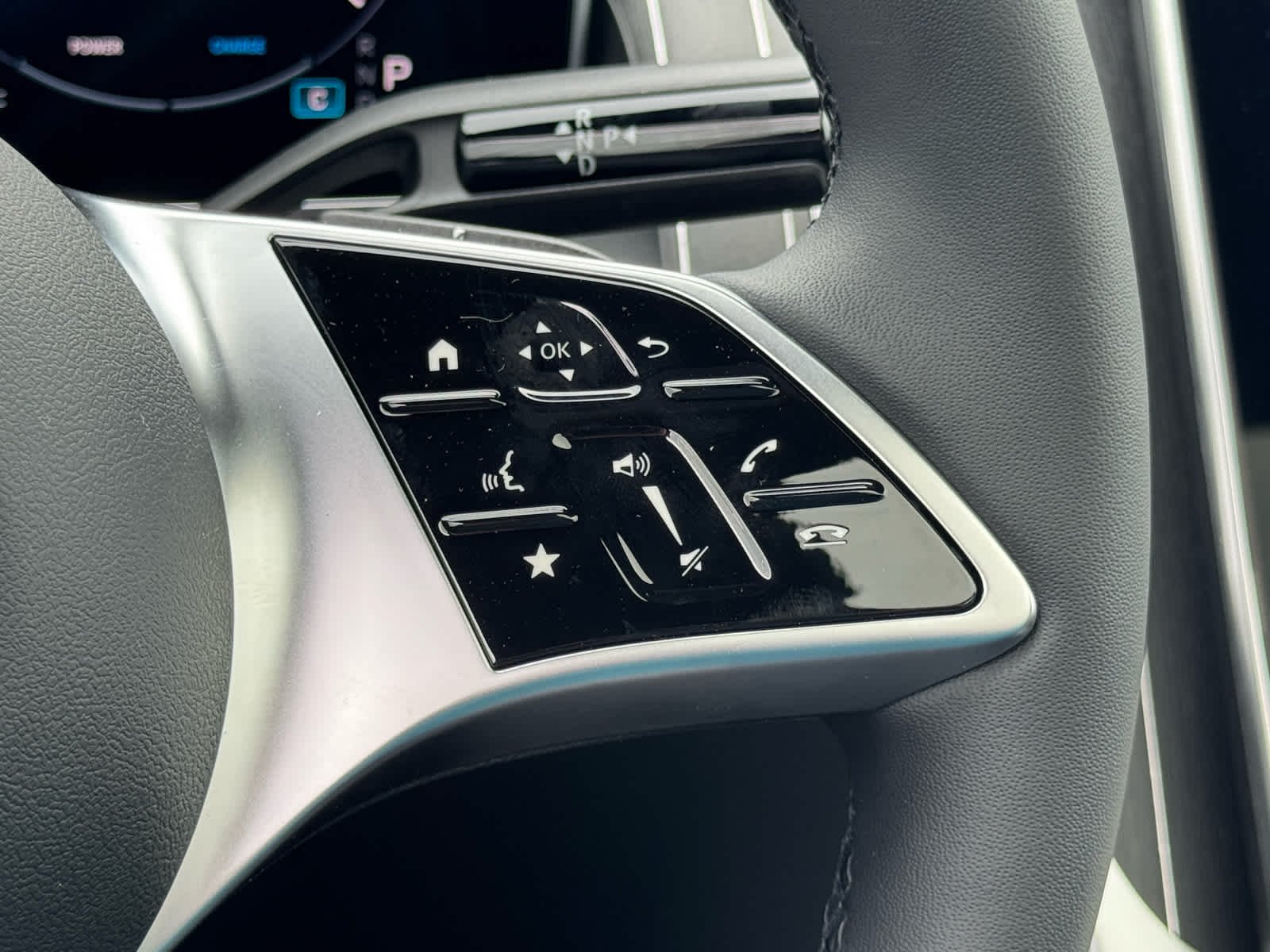 New 2026 MANUFAKTUR Alpine Grey Mercedes-Benz GLC 300 image 32