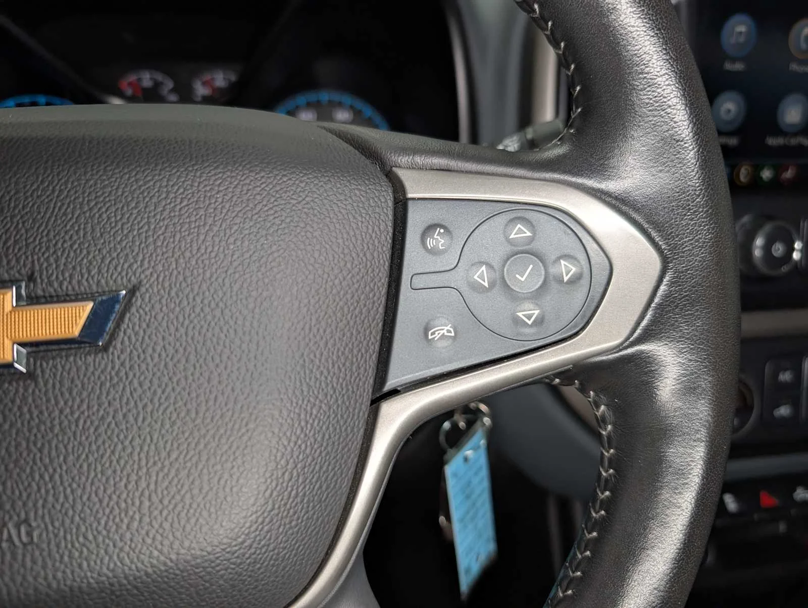 Used 2021 Cherry Red Tintcoat Chevrolet 4WD Z71 image 36