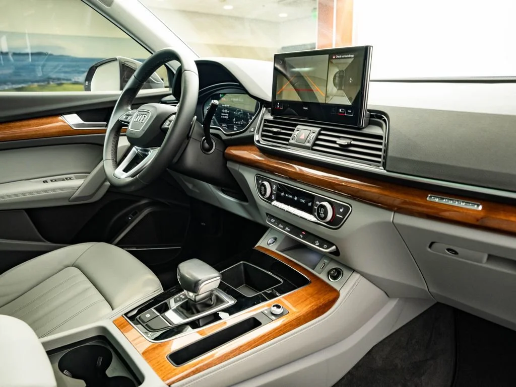 Used 2023 Black Metallic Audi 45 S line Premium image 51