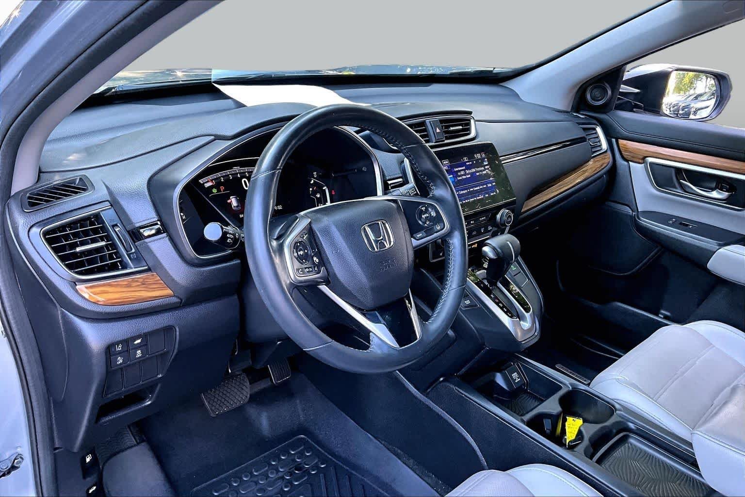 Used 2019 Lunar Silver Metallic Honda EX-L image 18
