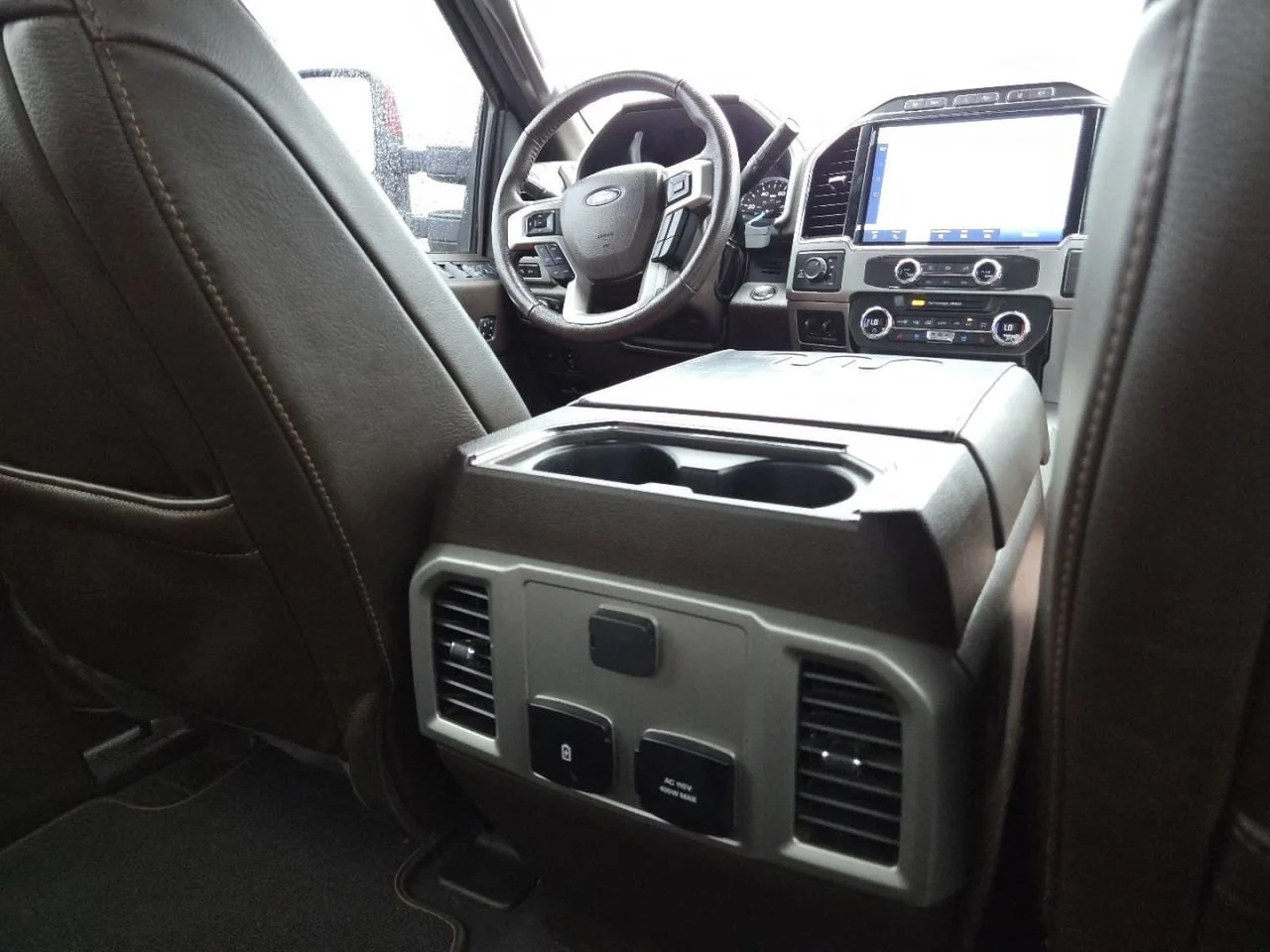Used 2022  Ford XL image 28