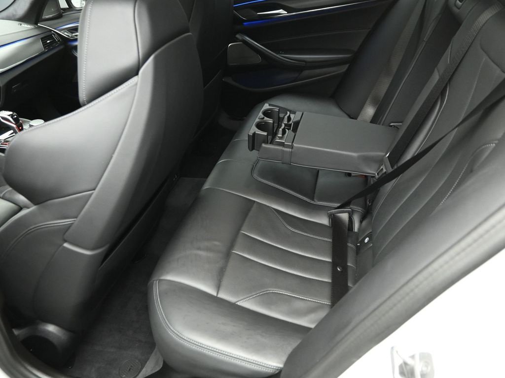 2022 BMW M5 - Image 21