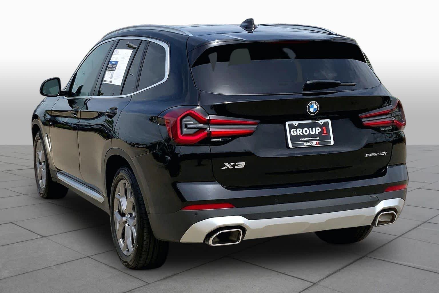 Used 2023 Jet Black BMW sDrive30i image 11