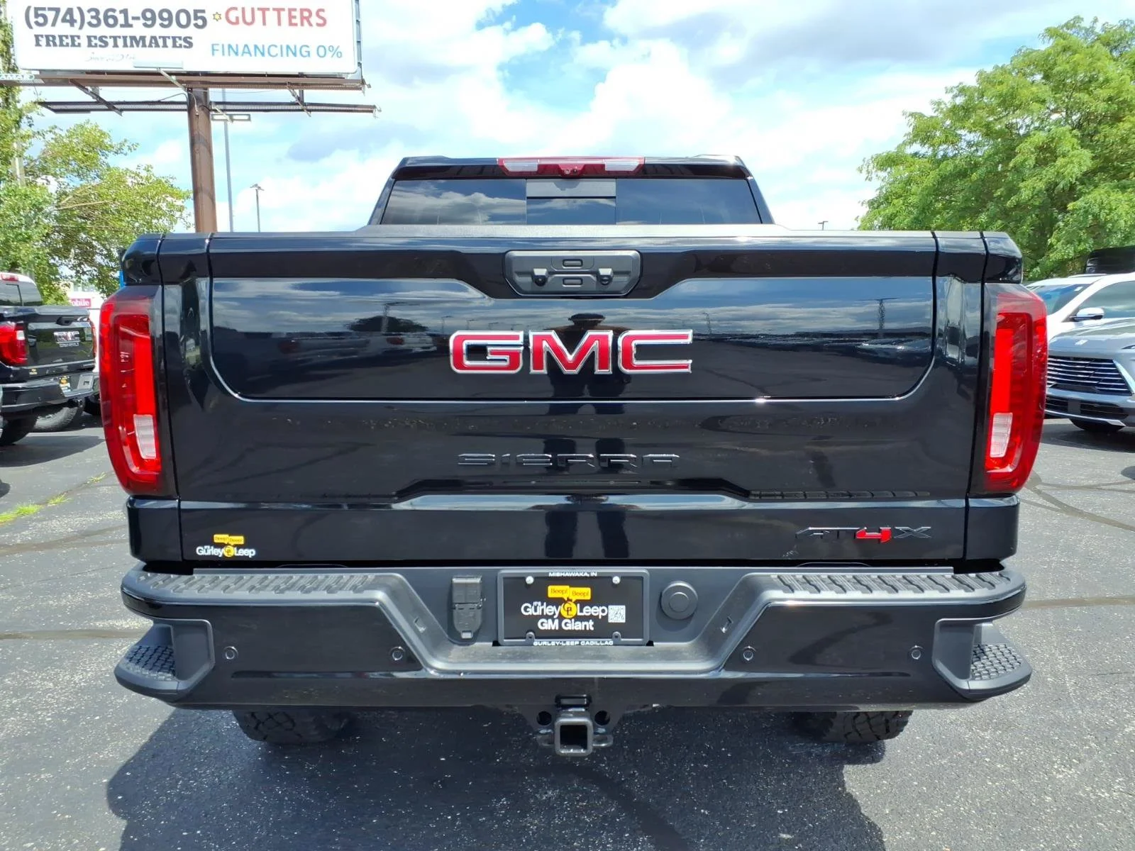 2026 GMC Sierra 1500 AT4X - Photo 9