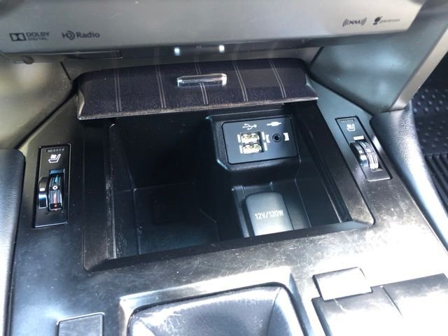 Used 2020 Black Lexus 460 image 31