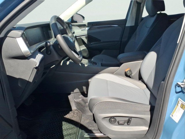 New 2026 Monterey Blue Pearl Volkswagen SE 4Motion image 15