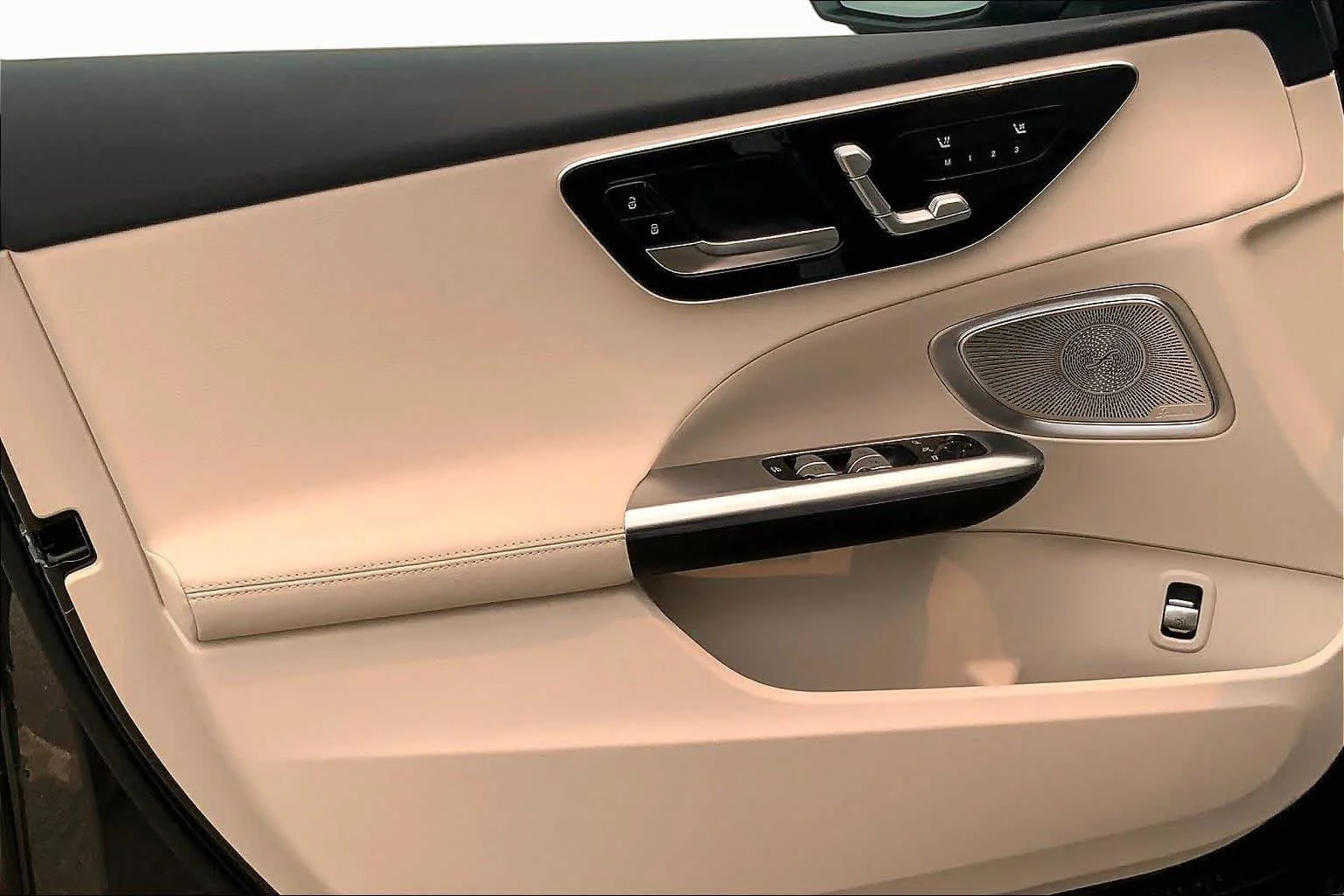 New 2026 Graphite Grey Metallic Mercedes-Benz C 300 image 12