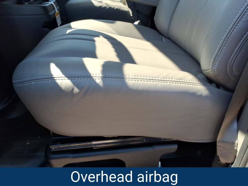 2025 Chevrolet Express Cargo Work Van - Photo 25