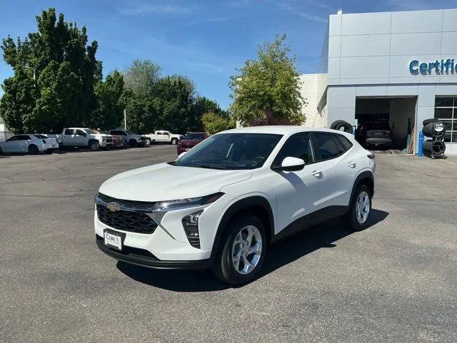 New 2026 Summit White Chevrolet LS image 7