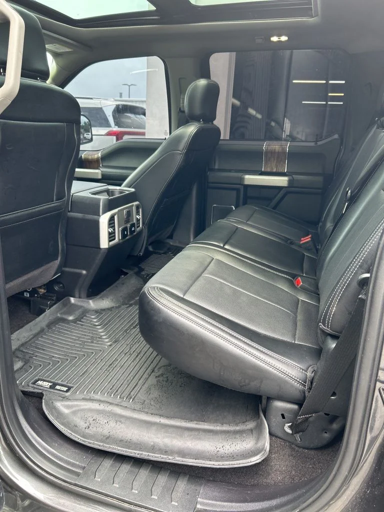 Used 2018 Gray Ford Lariat image 9