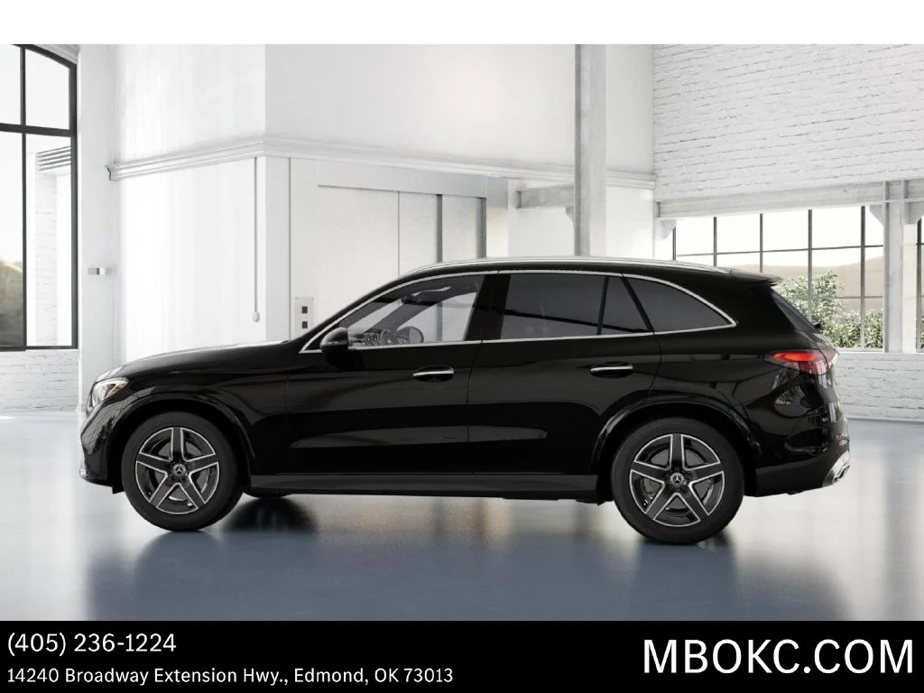 Used 2026 Black Mercedes-Benz GLC 300 image 34