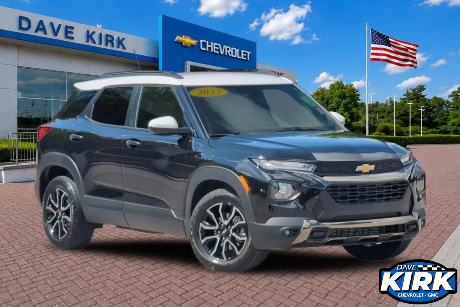 Used 2023 Mosaic Black Metallic Chevrolet ACTIV image 1