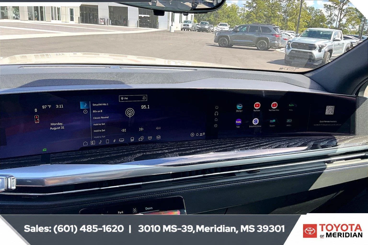 Used 2026 Sandstone Cadillac Luxury image 23