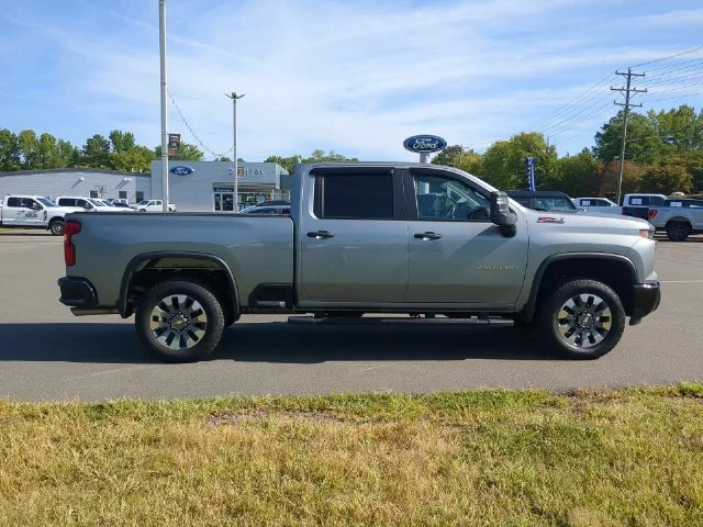 Used 2025 Gray Chevrolet Custom image 14