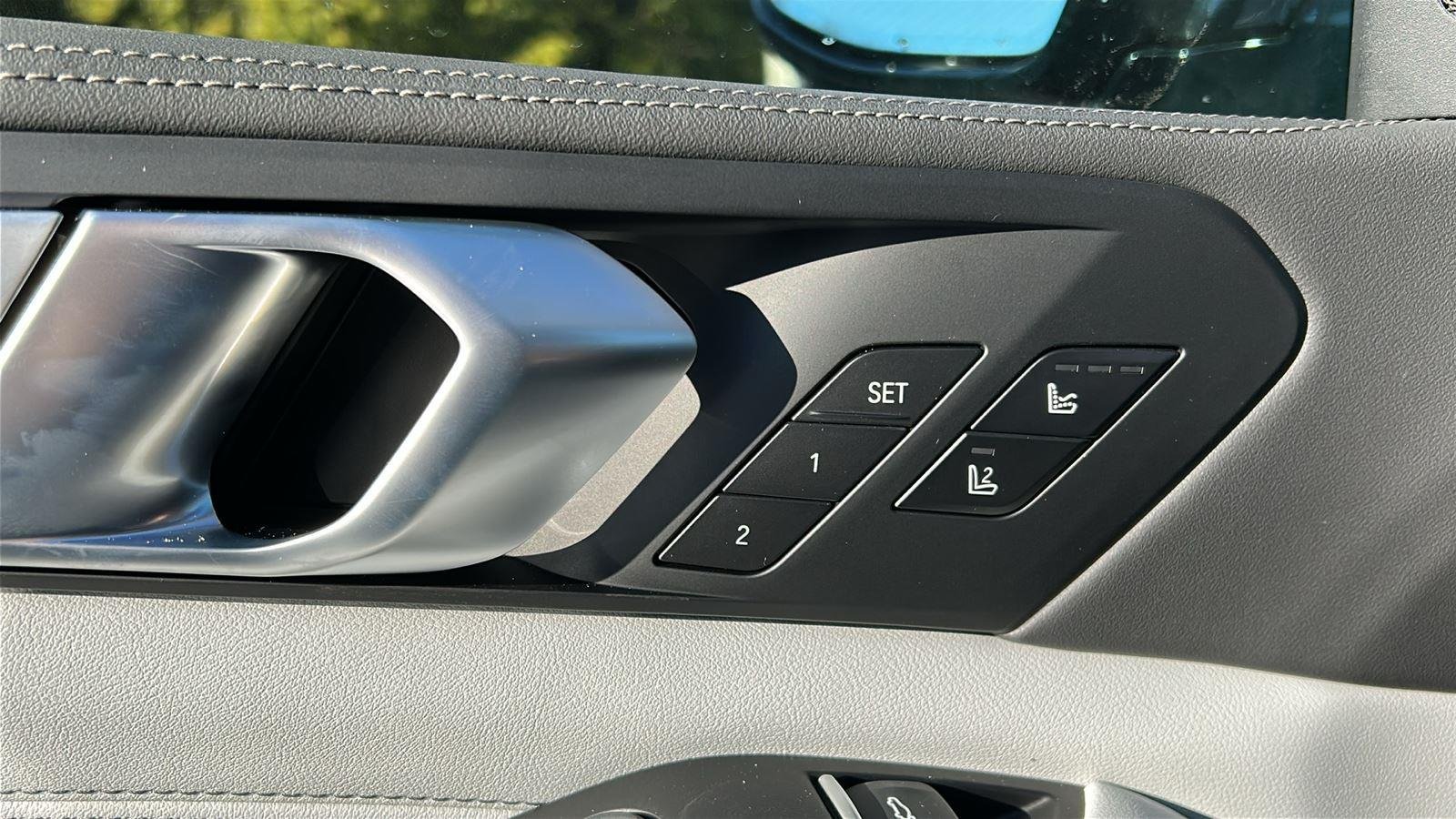 New 2026 Skyscraper Grey Metallic BMW xDrive40i image 20