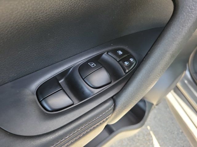 2018 Nissan Rogue SL - Photo 14